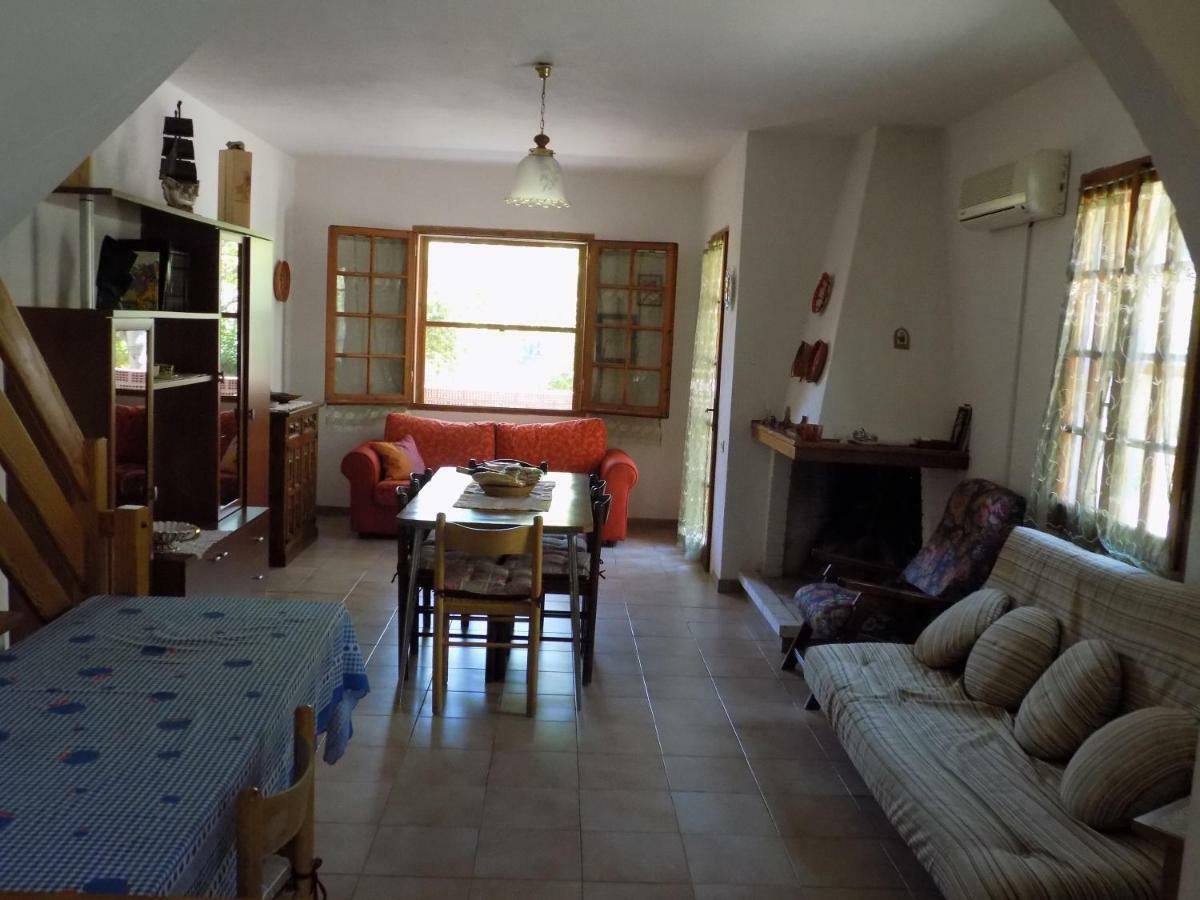 Casa Vacanze Gardenia โซลานาส ภายนอก รูปภาพ